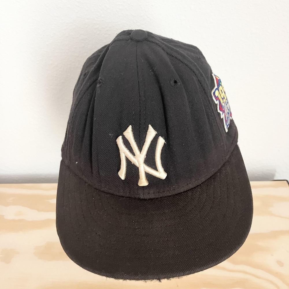 Vintage New York Yankees Fitted Hat Mens 7 3/4 Black 1999 World Series New Era